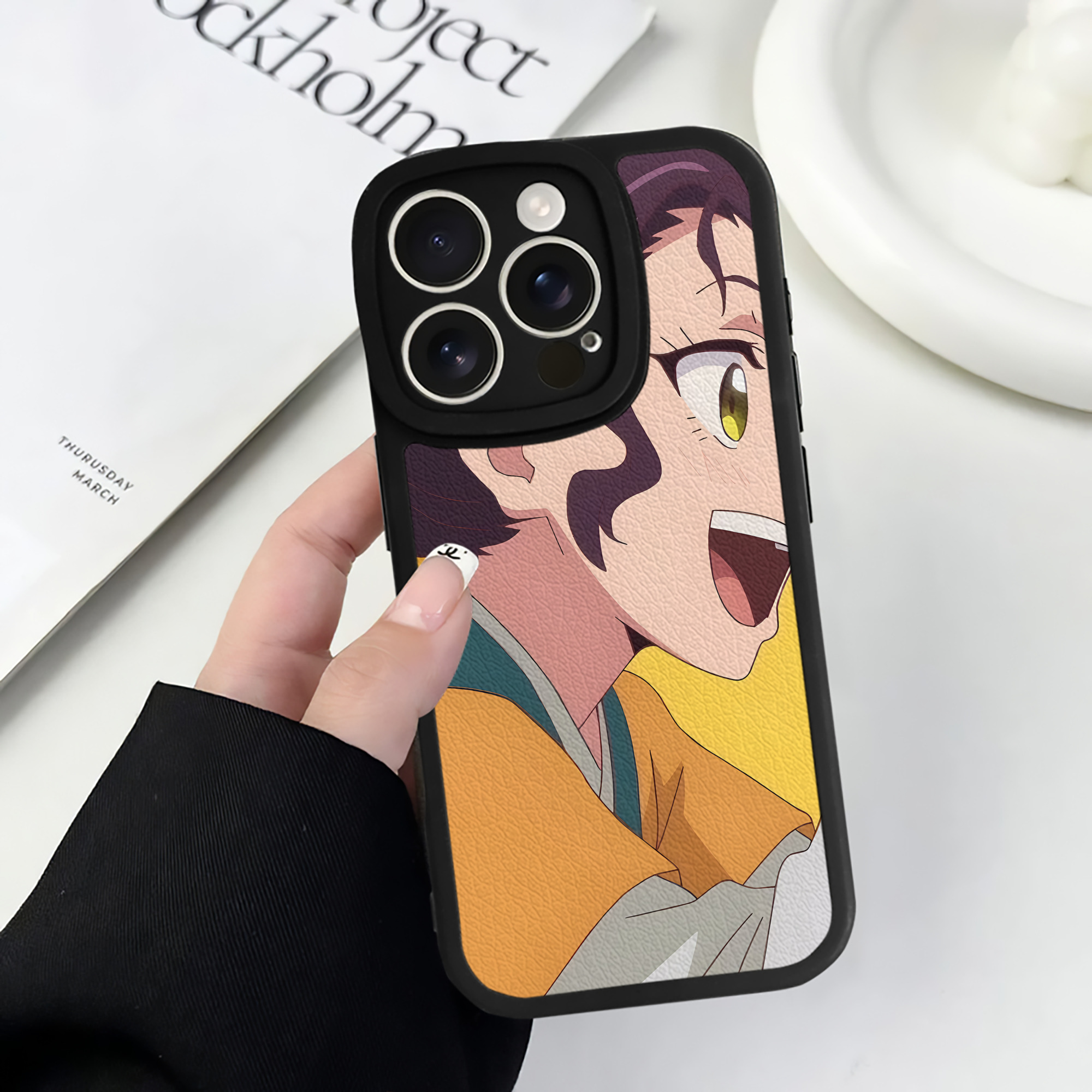薬屋のひとりごと The Apothecary Diaries 【iPhone 16シリーズ対応】シリコンスマホケース（レザー調） 材質：シリコン